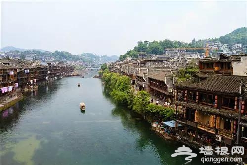 40岁前必须要去的55个地方[墙根网]
