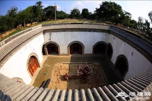中国最神秘的村庄，村民在地下住了4000年！[墙根网]