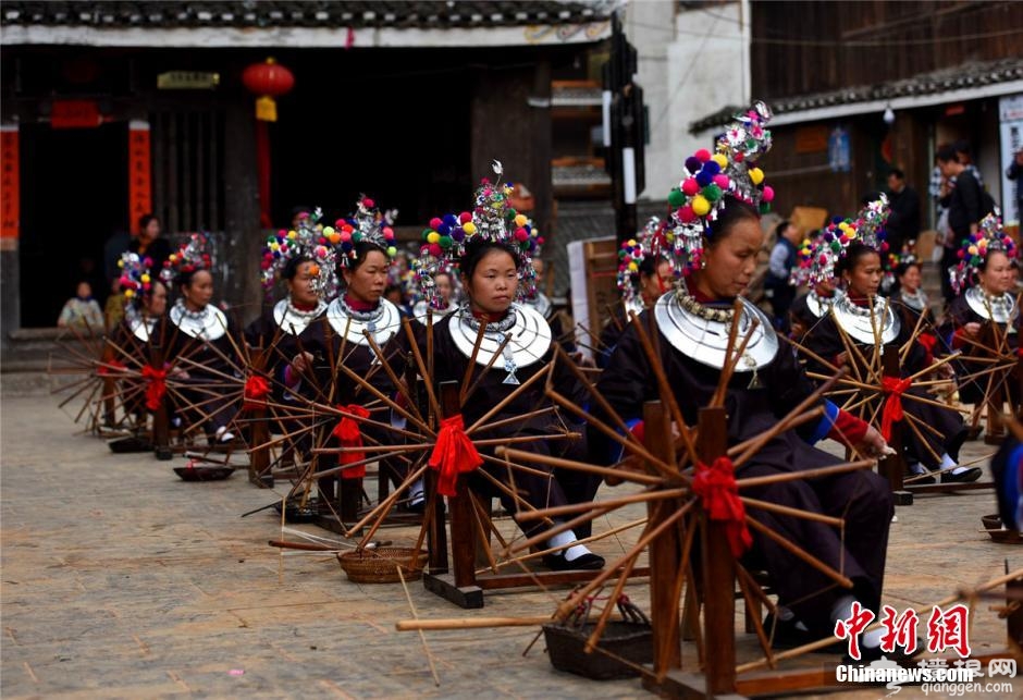 广西侗乡庆新年办“百家宴”[墙根网]