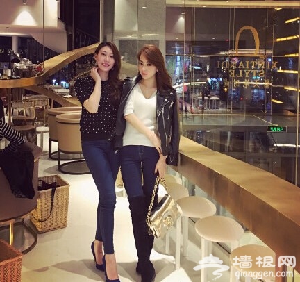 郭富城女友晒近照[墙根网]