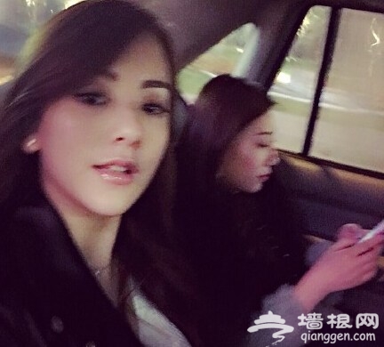 郭富城女友晒近照[墙根网]