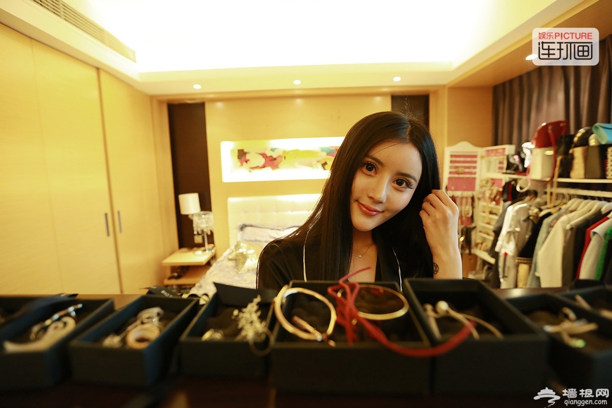 网红光环下的少女们[墙根网]