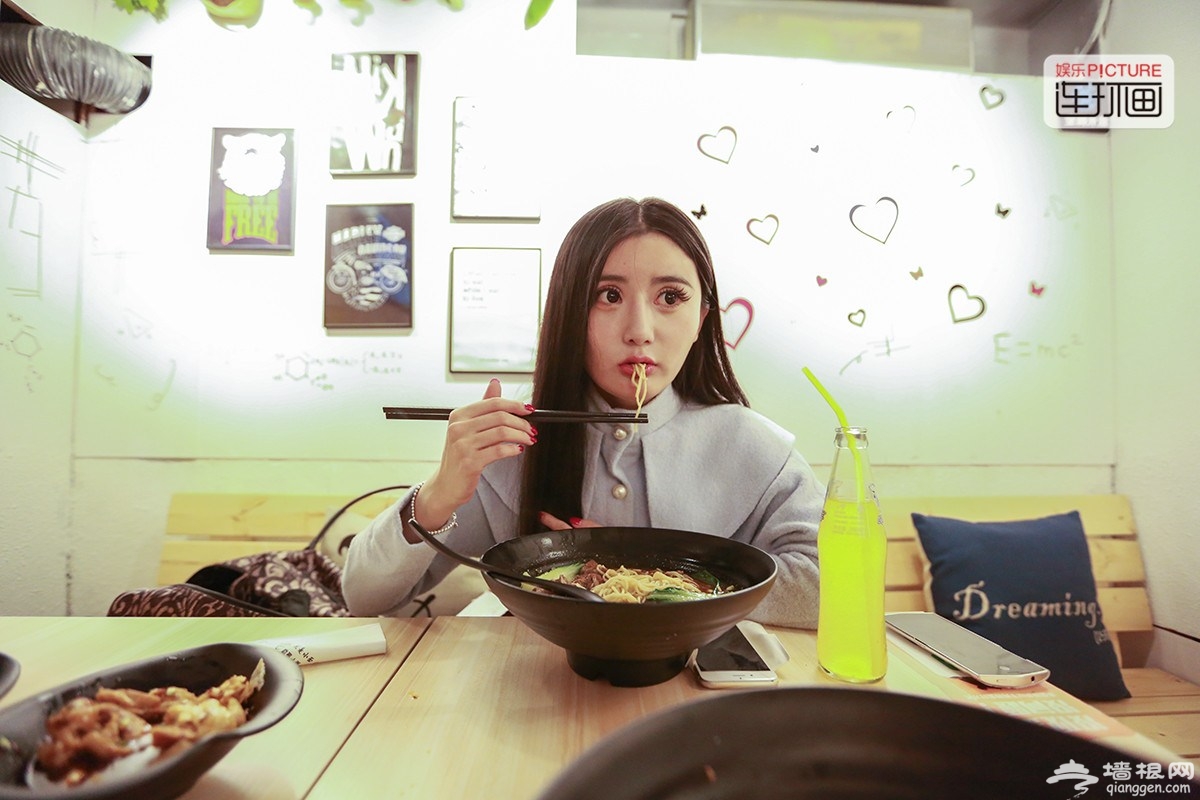 网红光环下的少女们[墙根网]