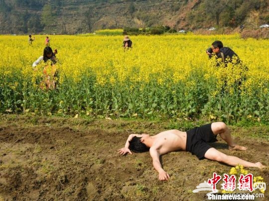 安徽黄山乡村旅游节启幕 “徽文化”遇见“新时尚”