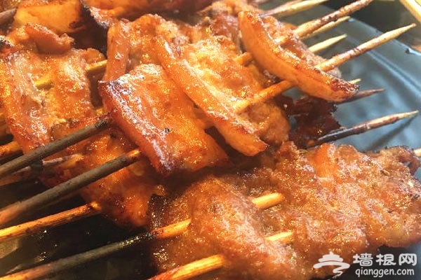 聚点串吧 来自内蒙的羔羊肉串[墙根网]