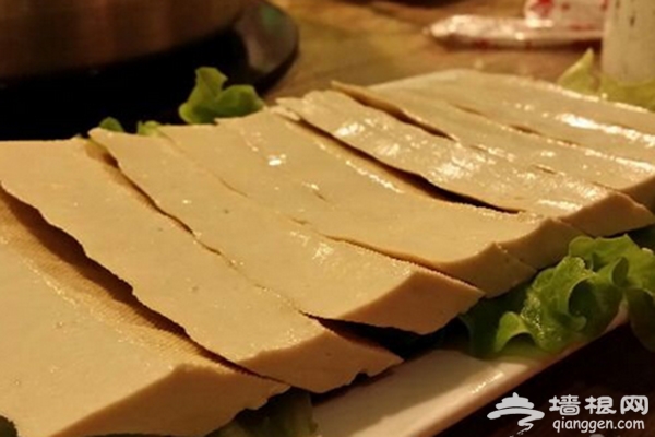 瓦猫 云南第一腊排骨火锅[墙根网]