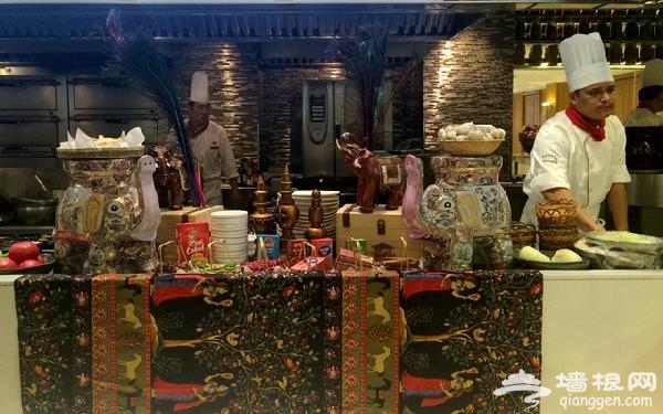 三江咖啡厅 一个能吃网红小吃的自助餐[墙根网]