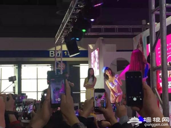 【独家探秘】90后女生逛亚洲第一成人展,真是大开眼界! 【独家探秘】90后女生逛亚洲第一成人展,真是大开眼界!