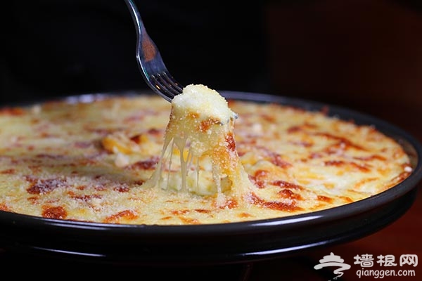 披酒兄弟餐吧Buddy’s Pizza Bar 深受学生族喜爱的腔调餐吧[墙根网]