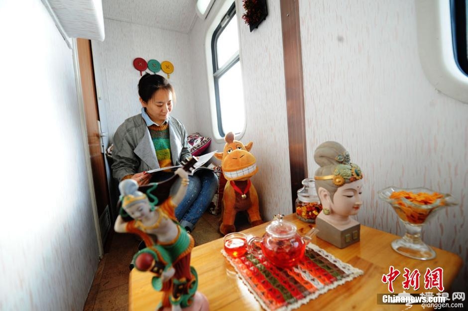 敦煌往返北京的丝路快车开行[墙根网]