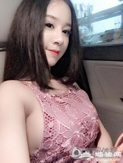 越南街头美艳机车妹 火辣身材狂吸睛