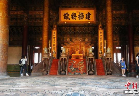 故宫六大宫殿“掌灯”点亮紫禁城