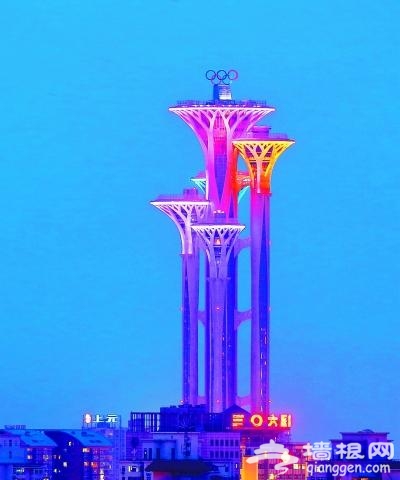 北京奥林匹克塔下月开放 巨大的奥运五环标志引人注目