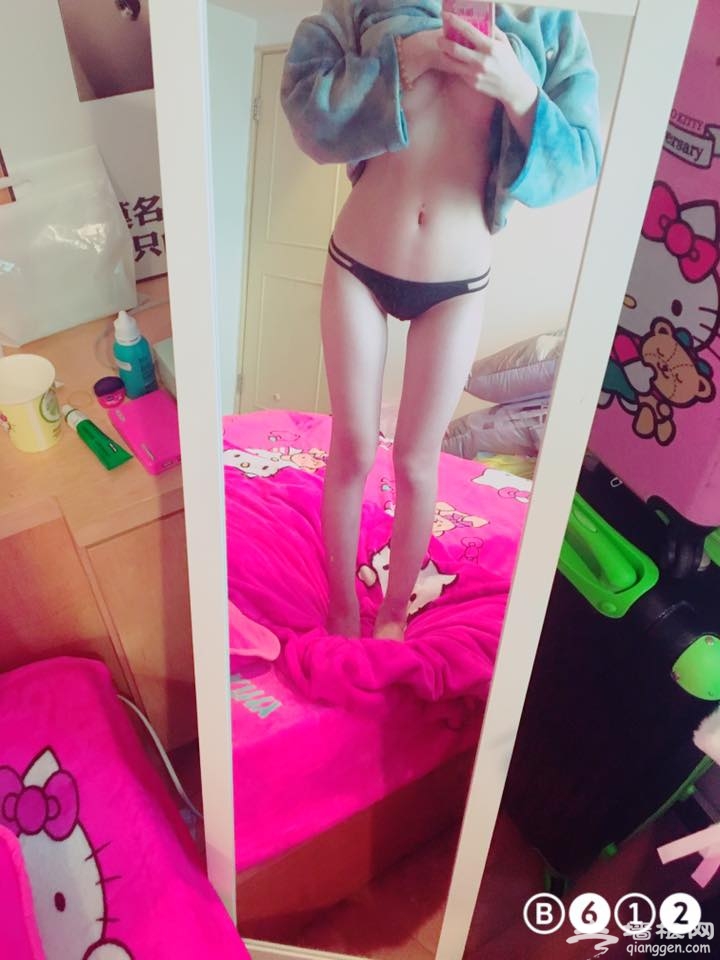 台湾正妹晒火辣健身照 极致身材惊呆网友[墙根网]