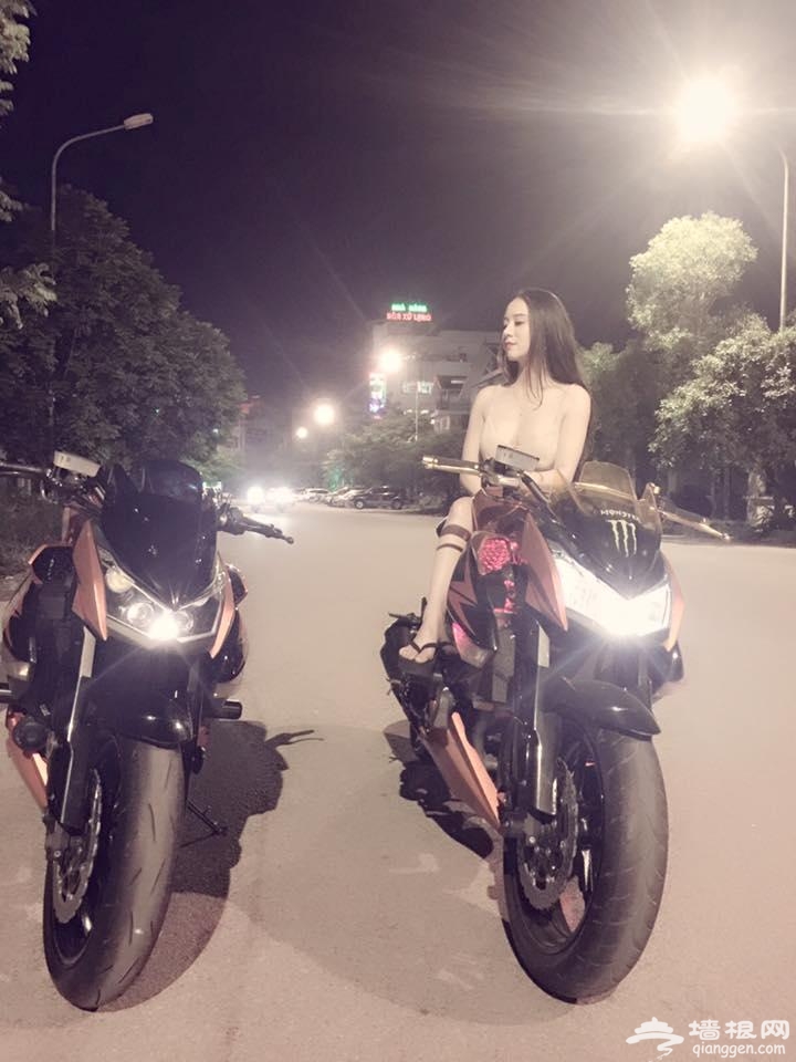 越南机车妹颜值爆表 私照曝光[墙根网]