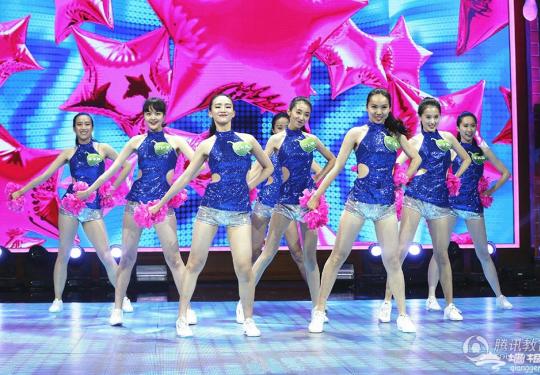 浙大啦啦操队走红，她们平时什么样？