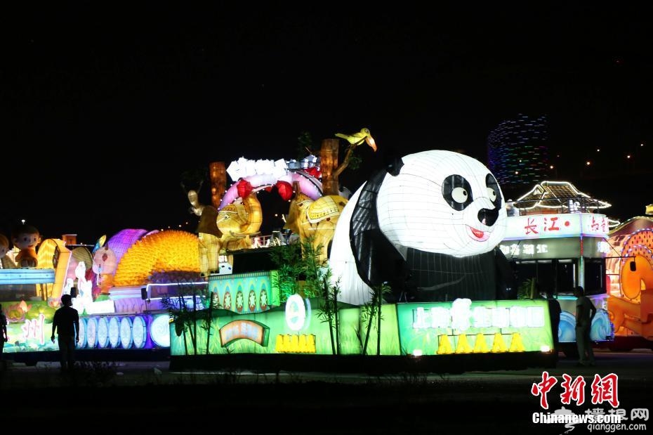 2016上海旅游节花车探营 先睹“花容”[墙根网]