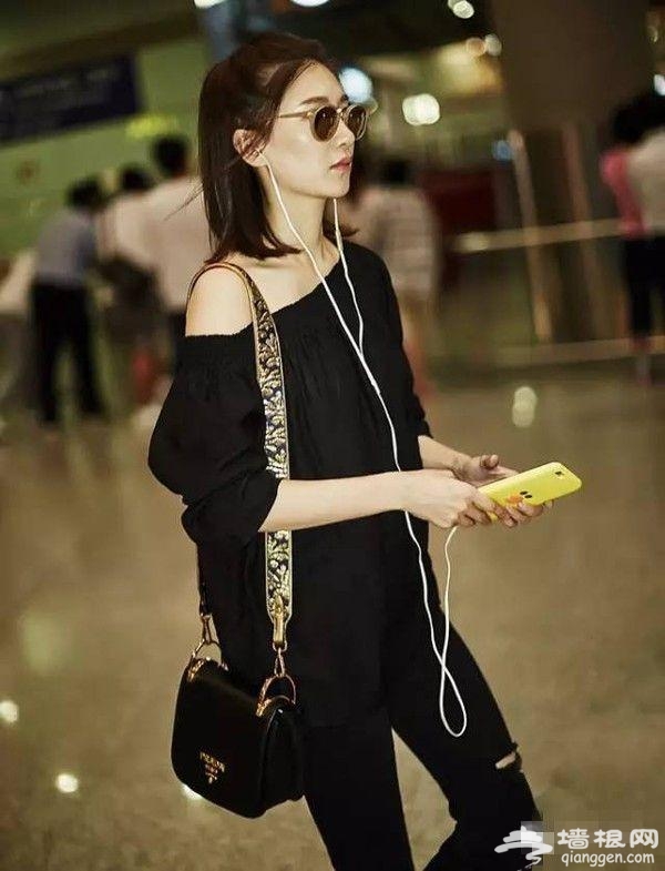 江疏影南京捞金大秀好身材 网友大呼:美出新天地[墙根网]