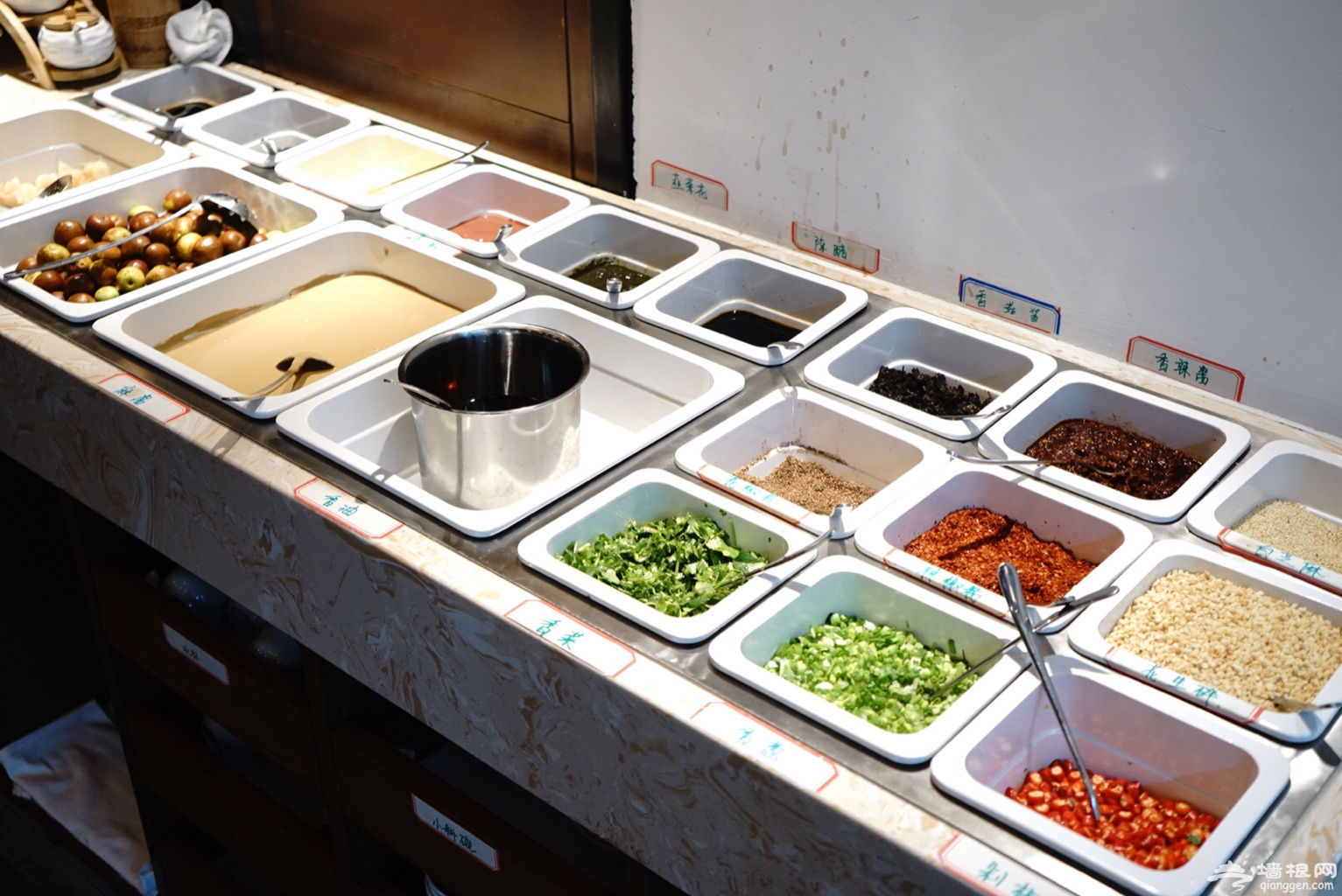 香闺食阁 四合院里的情怀串串香[墙根网]
