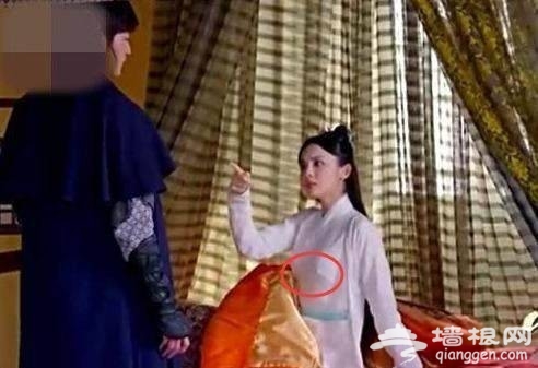 娜扎剧照截图被疯传 被质疑拍古装戏不穿内衣
