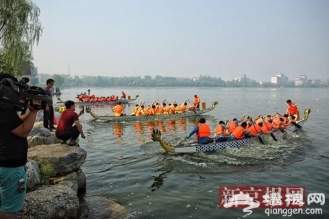 妫水河畔赛龙舟 端午游园会延庆开幕