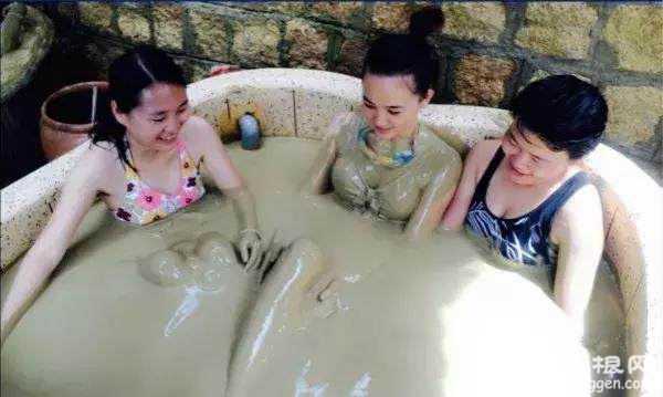 实拍越南男女混浴,不害羞甚至还很开放!