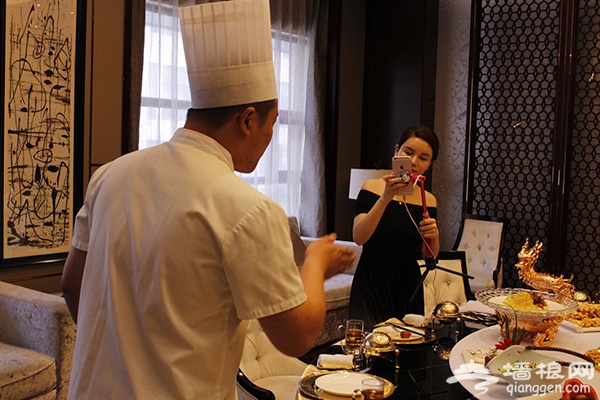 招远首届网络黄金节 网红直播点赞超百万 百款金银饰品抢购一空[墙根网]