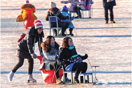 冰雪嘉年华 吃喝玩乐不重样[墙根网]
