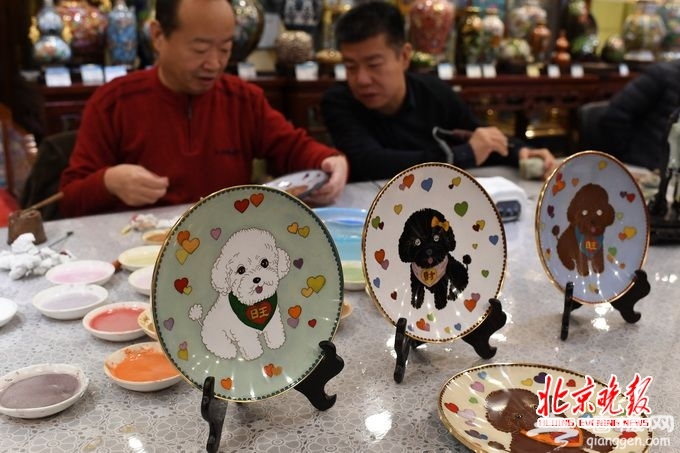 2018景泰蓝庙会大年初二开锣 蒙镶鸽哨等多项非遗艺人现场摆摊[墙根网]