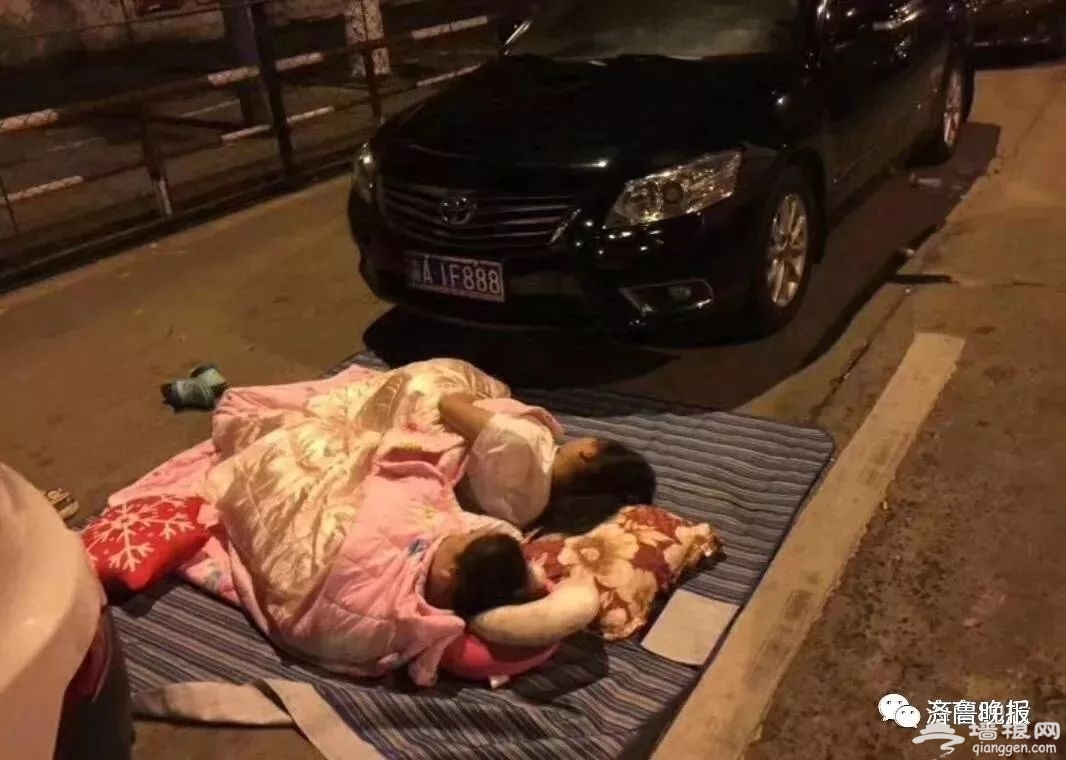 海南离岛“天价机票”最高近2万，仍一票难求！海口今天继续放假[墙根网]