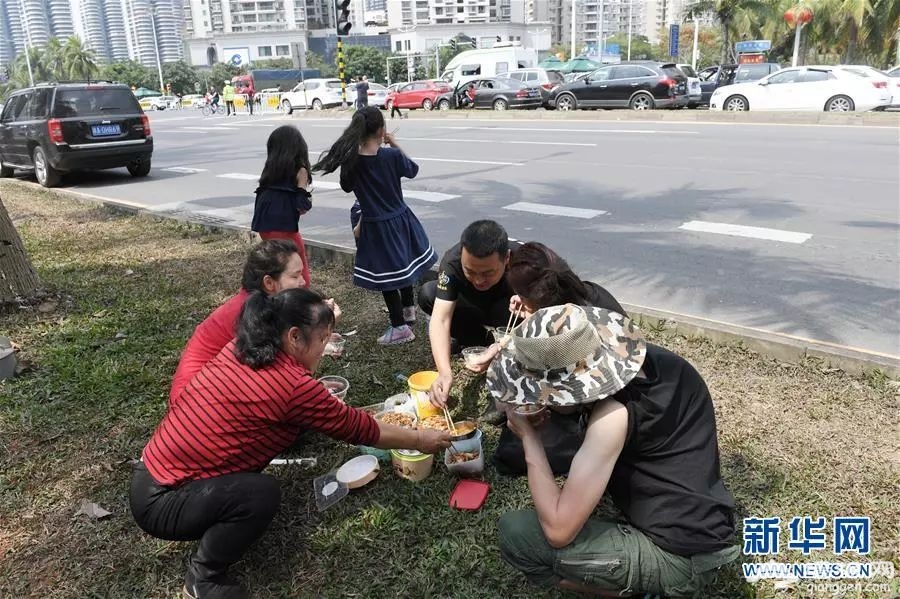 海南离岛“天价机票”最高近2万，仍一票难求！海口今天继续放假[墙根网]
