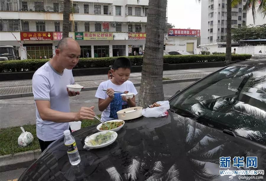 海南离岛“天价机票”最高近2万，仍一票难求！海口今天继续放假[墙根网]