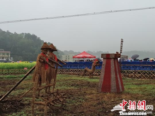 农耕文化展示。　王昊昊 摄