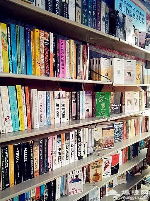 朝阳公园书市，是读书人的天堂！[墙根网]
