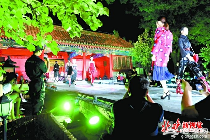 文化和自然遗产日：非物质文化遗产服饰秀在北京恭王府博物馆开幕[墙根网]