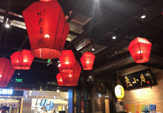 台湾百年老字号度小月：中国古风唯美餐厅