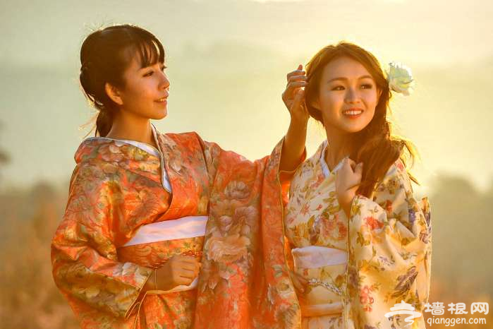 日本女性穿和服时不穿内裤的，和服里藏着不可告人的秘密？[墙根网]