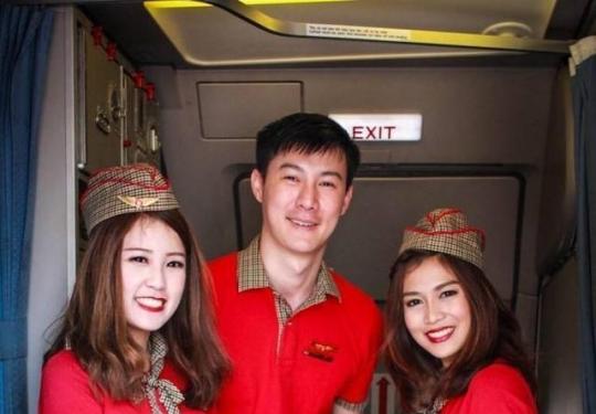 越南空姐的这个“服务”，让人舍不得下飞机，说出来你可能不太信！