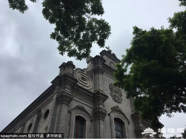 不用出国办婚礼！原来北京周边就有这么多唯美的教堂，看完超想结婚！[墙根网]