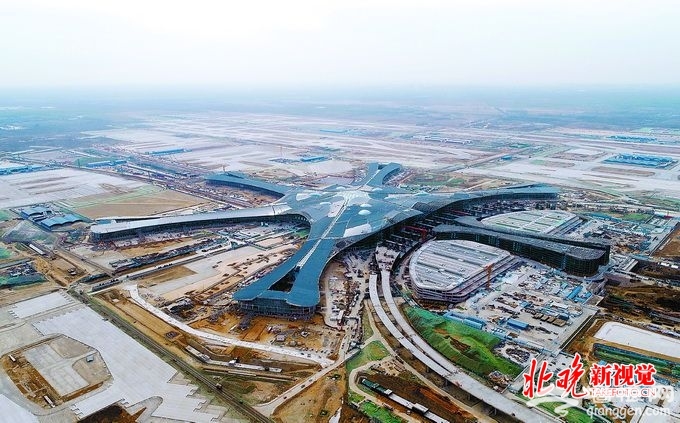 北京新机场定名为“北京大兴国际机场” 明年9月30日前投入运营[墙根网]