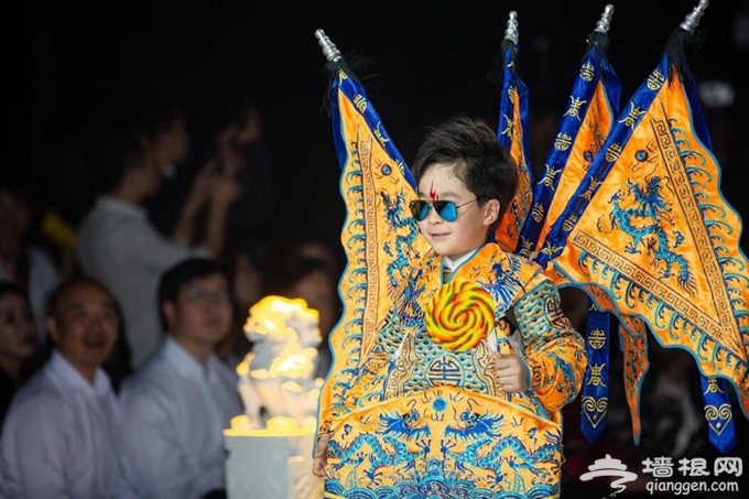 “亮相王府井”开幕大秀精彩纷呈 东方国粹绽开时代芳华[墙根网]