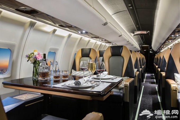 首条京沪公务机航线上线：设专属候机楼 座位统一定价4999元[墙根网]