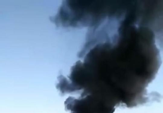 邯郸一游乐园小型飞机坠落 驾驶员和一名乘客身亡