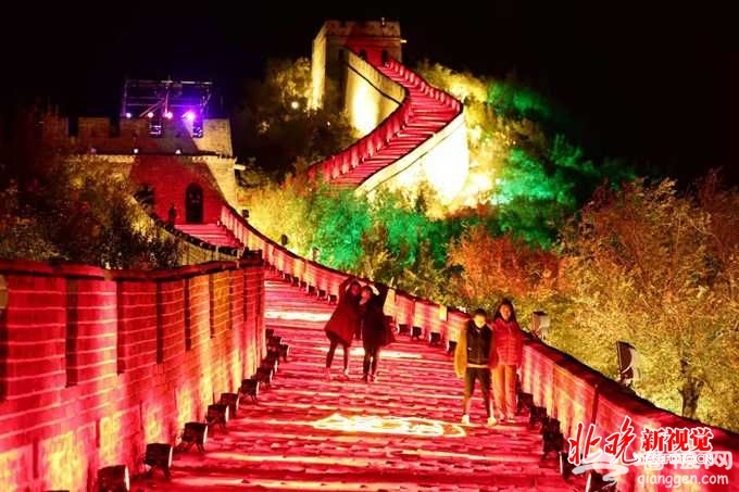 “我爱你中国”灯光秀璀璨闪耀八达岭长城 庆祝祖国母亲“生日”[墙根网]