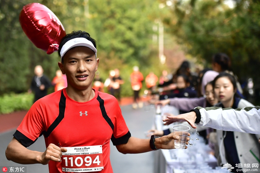 2018摇滚马拉松北京站10月13日鸣枪开跑[墙根网]