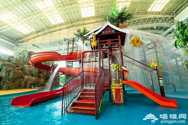 *599元抢温都水城·湖湾酒店东区标间/大床房1晚+温都水城两张两馆通票[墙根网]