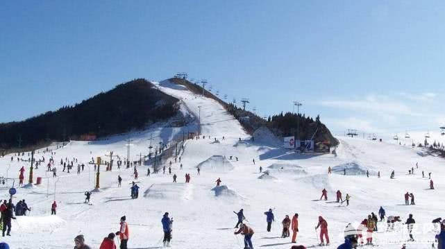 蓟县玉龙滑雪场11月24日正式开放 特价14.9元抢原价60元滑雪票