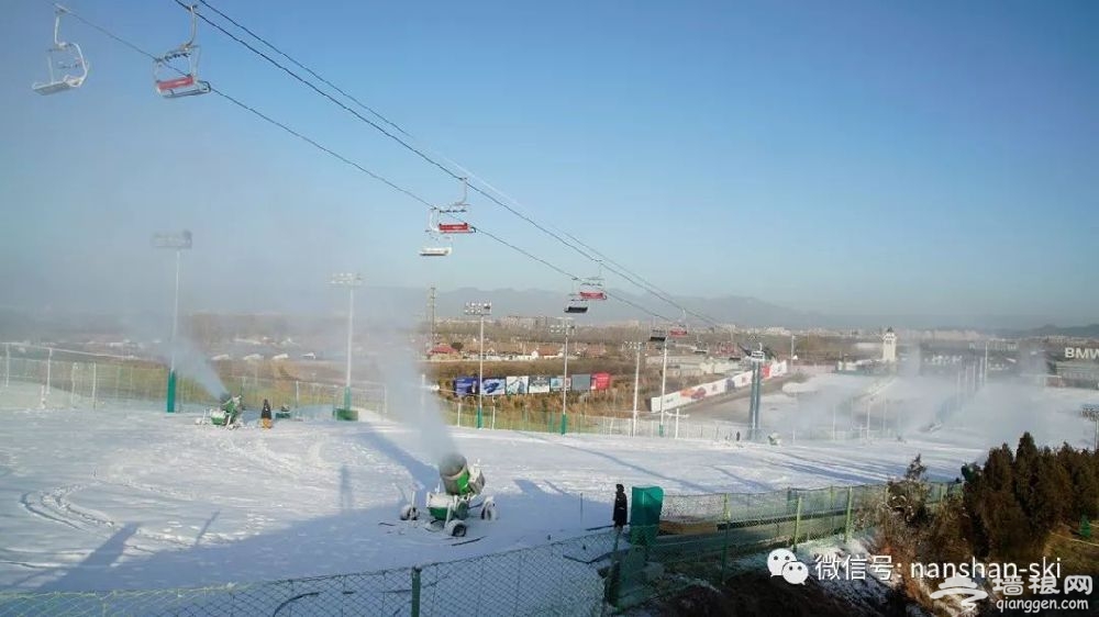 北京南山滑雪场12月1日起开放营业 全天仅需52元/人