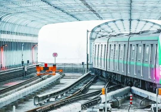 探秘北京“地下南中轴”：边乘地铁边看故事 现代化设施一应俱全