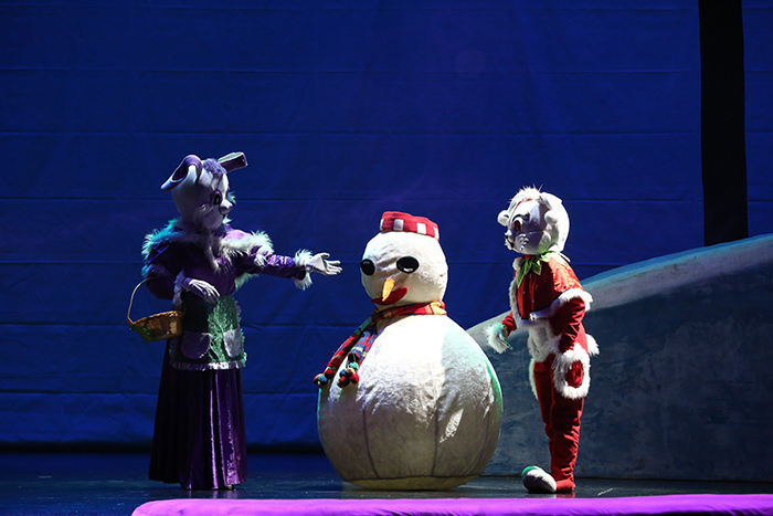 1月5日雪景体验式儿童剧《雪孩子》在中国木偶剧院大剧场上演[墙根网]